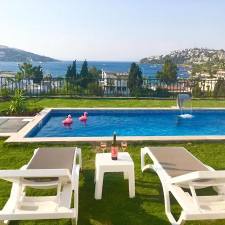 Gillas Villas *